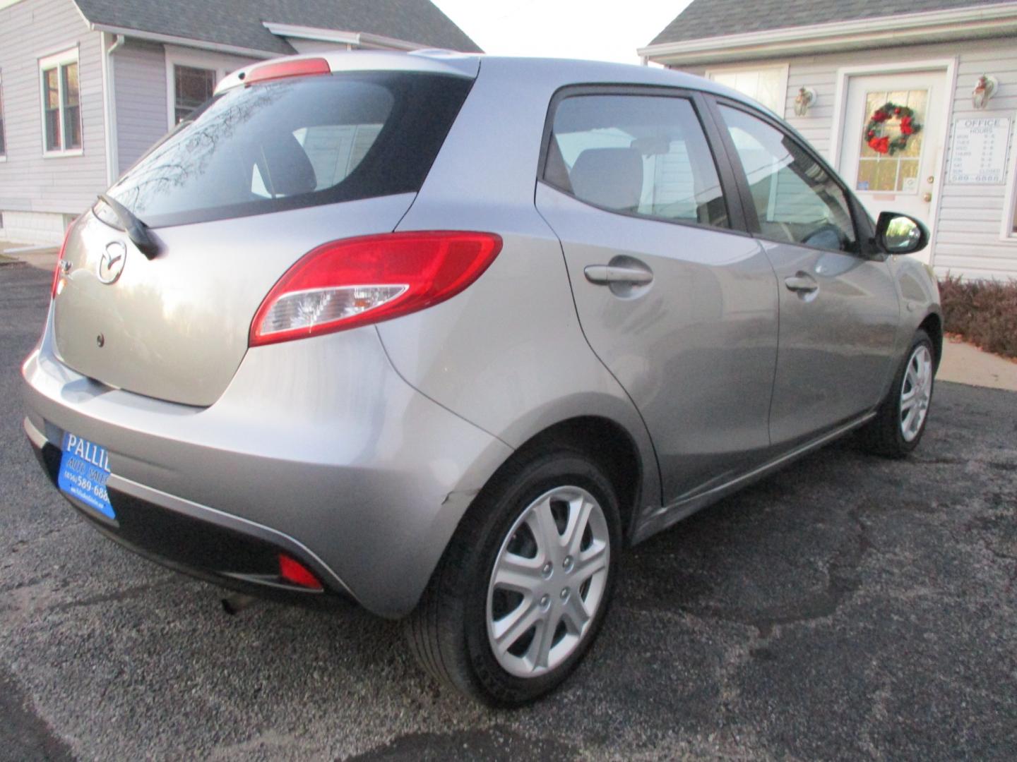 2012 SILVER Mazda MAZDA2 (JM1DE1KZ3C0) , AUTOMATIC transmission, located at 540a Delsea Drive, Sewell, NJ, 08080, (856) 589-6888, 39.752560, -75.111206 - Photo#6